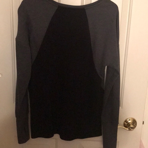 Old navy Black and gray athletic wear small - Picture 5 of 5